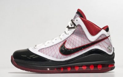 lebron shoes list with pictures