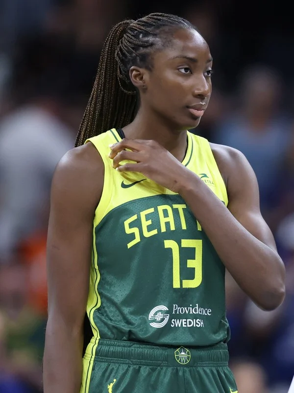 Ezi Magbegor