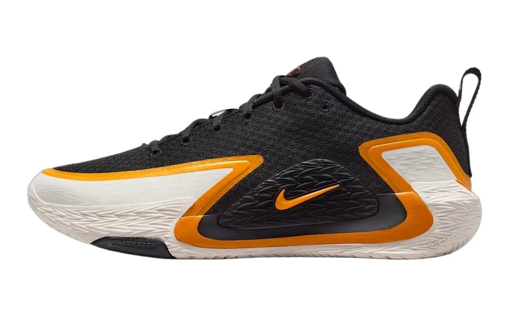 Nike S.T. Glow