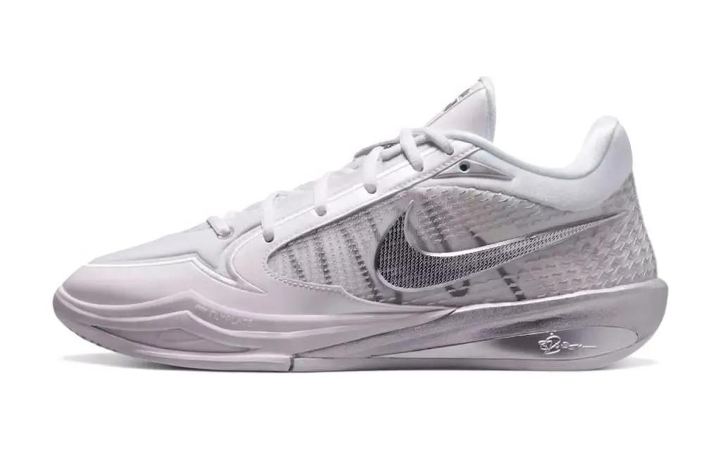 Nike Sabrina