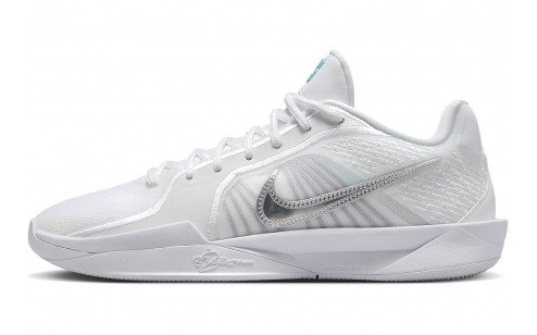 Corey Kispert in the Nike Sabrina 2 'White Noise'