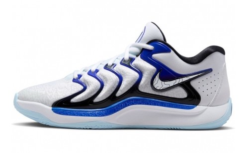 Drew Eubanks in the Nike KD 17 'Penny'