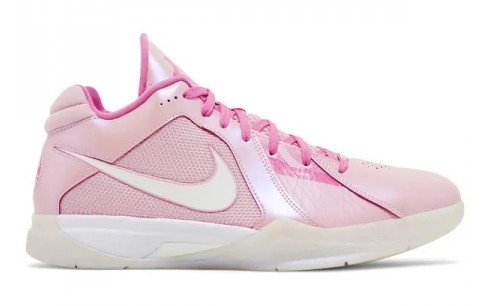 Isaiah Crawford in the Nike Zoom KD 3 'Aunt Pearl'