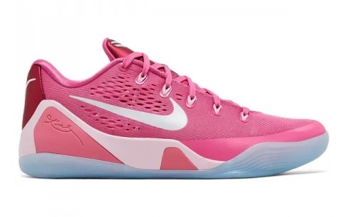 Jordan Hawkins in the Nike Kobe 9 'EM Think Pink'