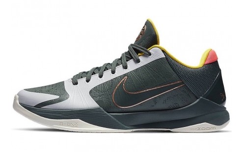 Taelon Peter in the Nike Kobe 5 Protro 'EYBL Girls'