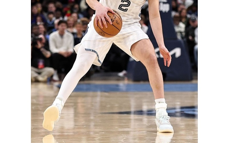 Ty Jerome in the Nike Book 1 'Moss Point'