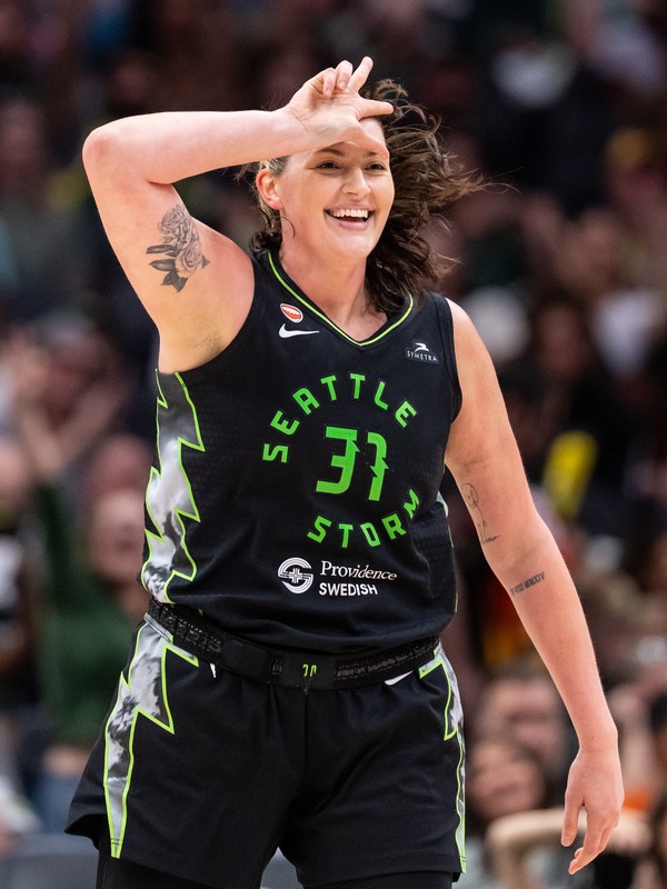 Stefanie Dolson